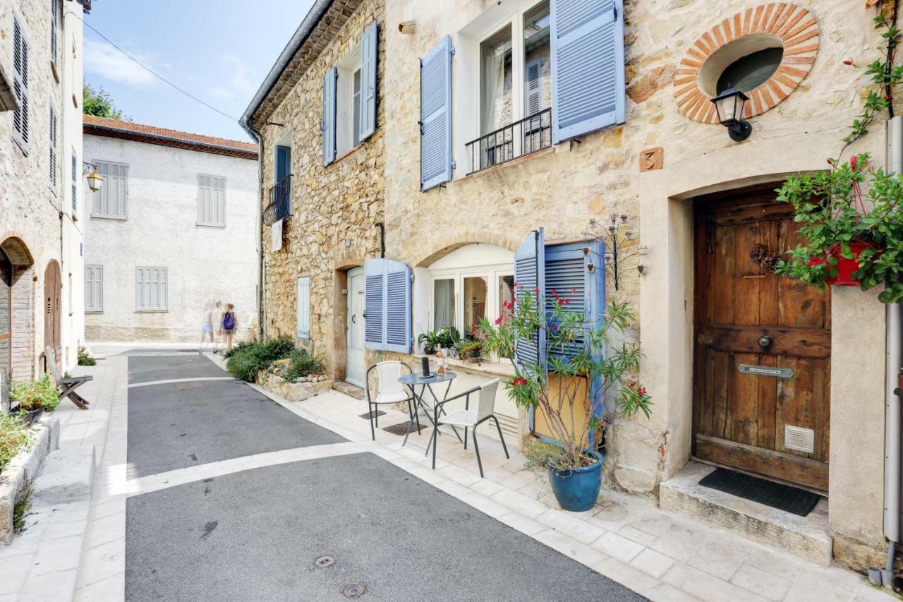 Heart Of Valbonne Villa Bagian luar foto